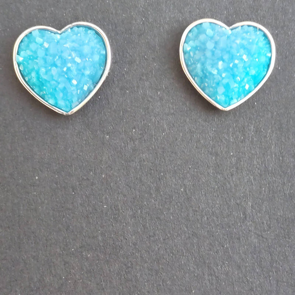 5/$25 Heart Shaped Druzy Earrings Aqua Blue Silver Studs Hearts Earrings NEW - Picture 1 of 2
